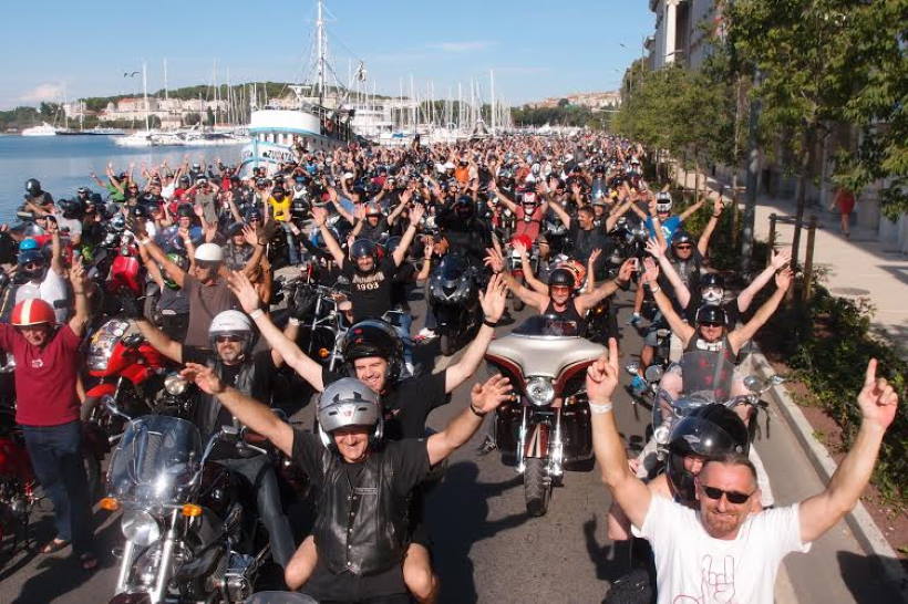 CROATIA BIKE WEEK slavi 25 godina uz roštilj od 6 metara i jubilarnu fotografiju s tisućama bajkera