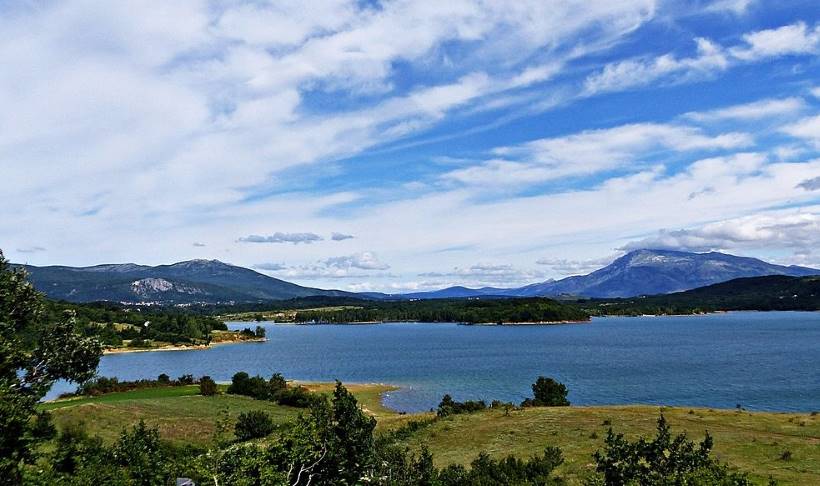 Ugledni britanski dnevnik uvrstio Perućko jezero među 20 najljepših u Europi