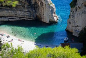 Vogue a proposé : huit plus belles plages en Croatie à découvrir