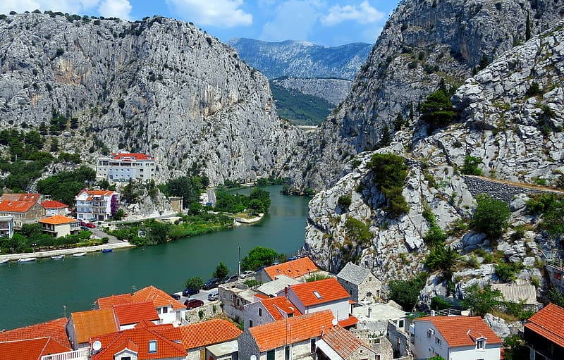 Ville de Omis – repaire des pirates