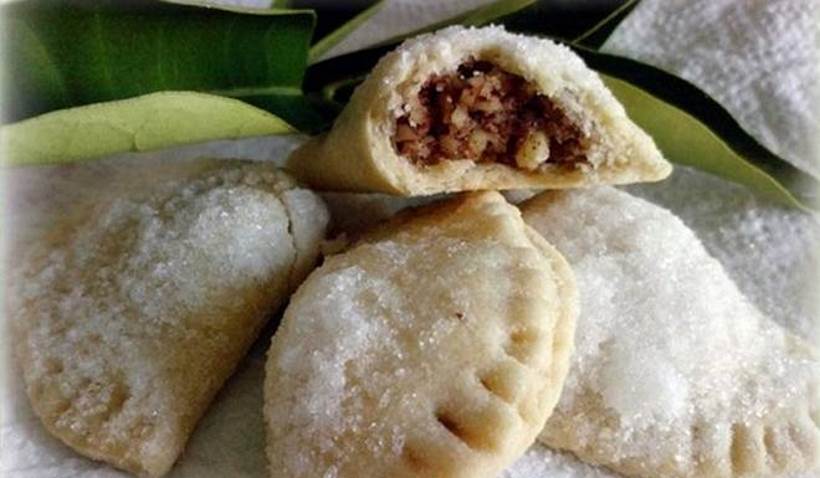 MAKARSKI RAFIOLI: Tanko, prhko tijesto, punjeno aromatičnom smjesom od oraha