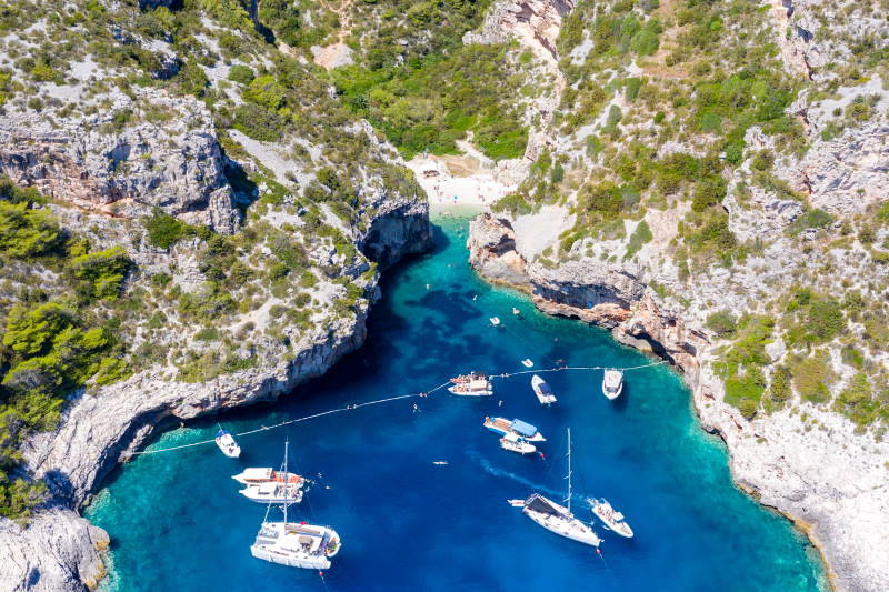 PLAŽA STINIVA: Skriveni kutak otoka Visa za koji zna cijeli svijet