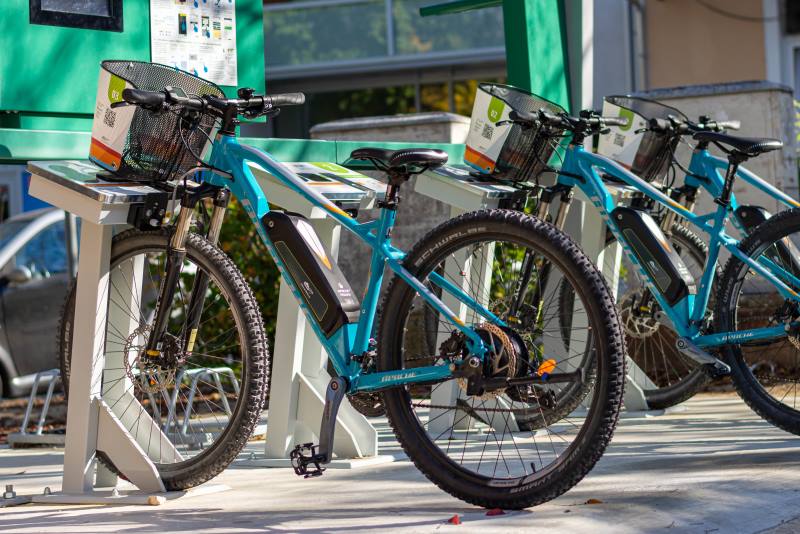 U središnjoj Istri turiste očekuju besplatne vožnje električnim biciklima