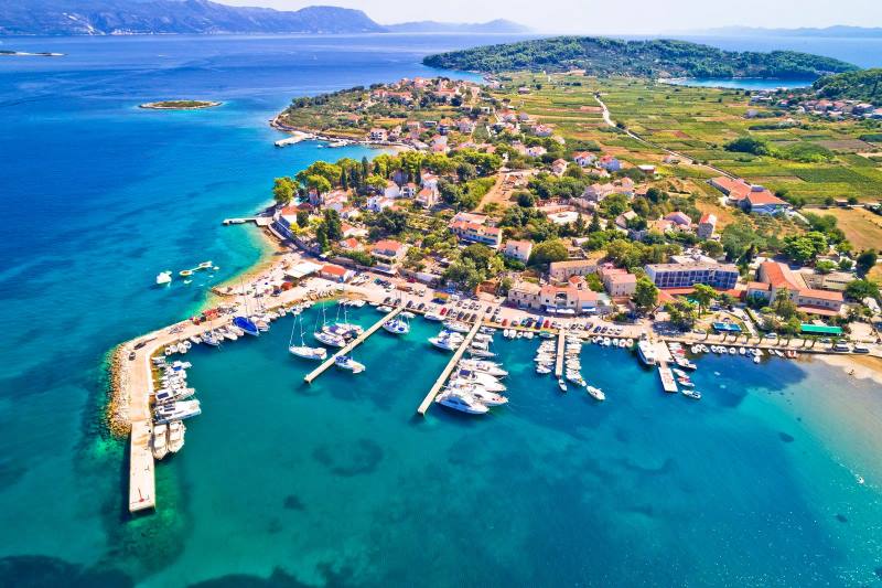 Francuzi oduševljeni Hrvatskom, jedan naš otok uvrstili na dvije liste najpoželjnijih destinacija