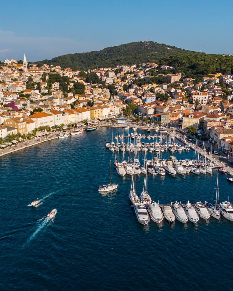 ON LINE REPUTACIJA: Čak 89 posto gostiju zadovoljno turističkom ponudom Lošinja