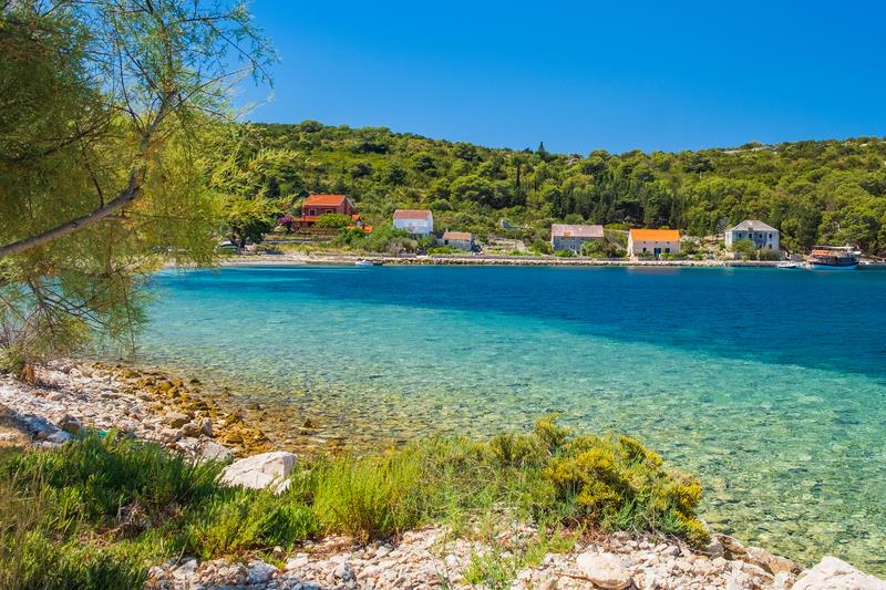KAMO POBJEĆI OD GUŽVE: Ova tri otoka zadarskog arhipelaga savršen su izbor!