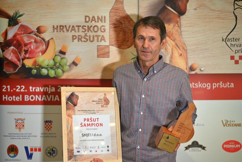 Dalmatinski pršut Smjeli šampion devetih Dana hrvatskog pršuta