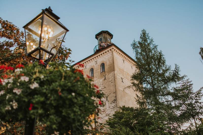 Tradizione medievale a Zagabria: La Torre Lotrščak e un vero colpo di cannone