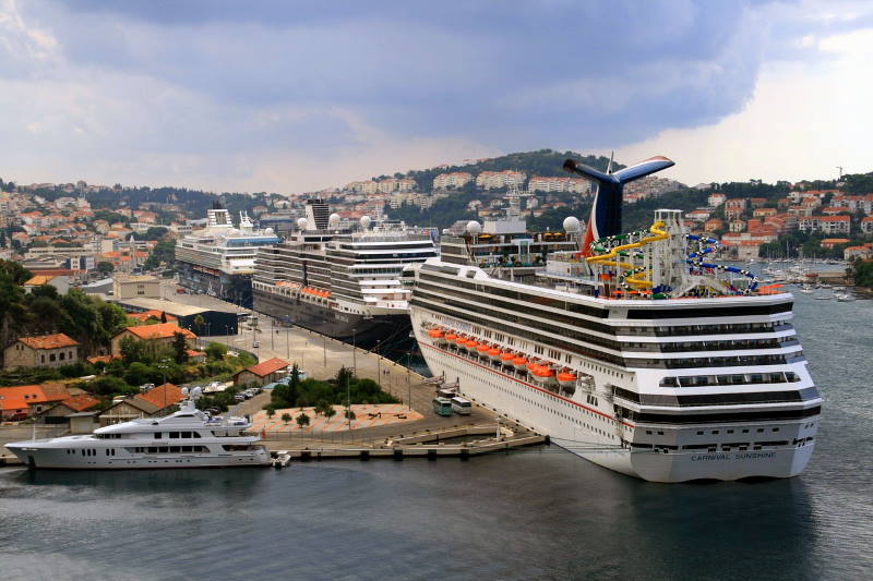 dubrovnik cruise ship schedule july 2022