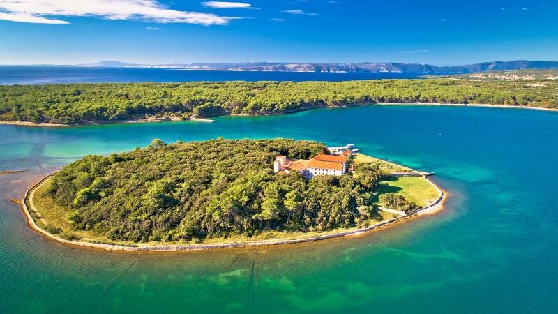 OTOČIĆ KOŠLJUN: Pravi dragulj, mali otok s velikom dušom