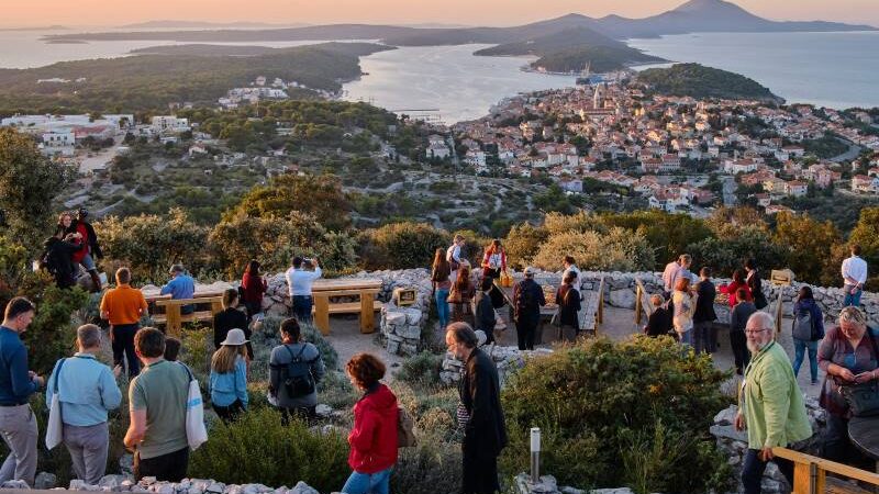 ON LINE REPUTACIJA: Čak 89 posto gostiju zadovoljno turističkom ponudom Lošinja