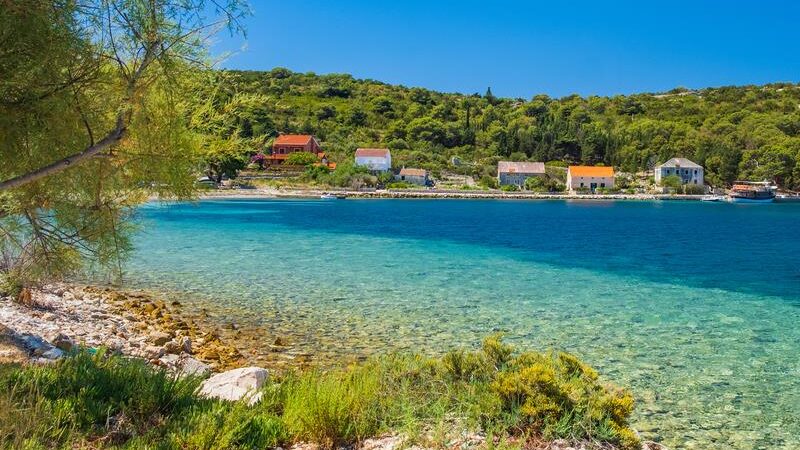 KAMO POBJEĆI OD GUŽVE: Ova tri otoka zadarskog arhipelaga savršen su izbor!