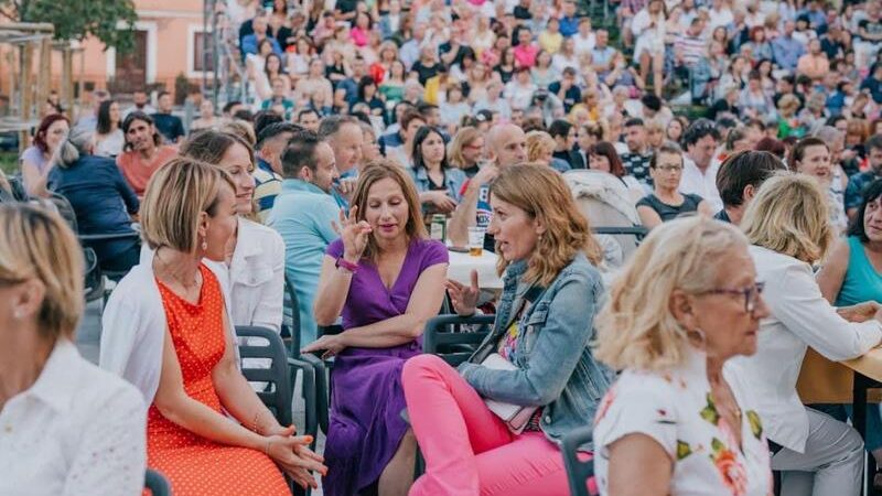 Sve je spremno za Festival smijeha u Kastvu! Evo tko će sve nasmijati publiku!