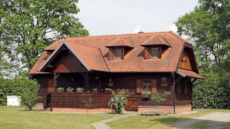 Kraj ljeta u Moslavačkoj priči – od spavanja u tradicionalnim kućama do uživanja u finoj domaćoj hrani!